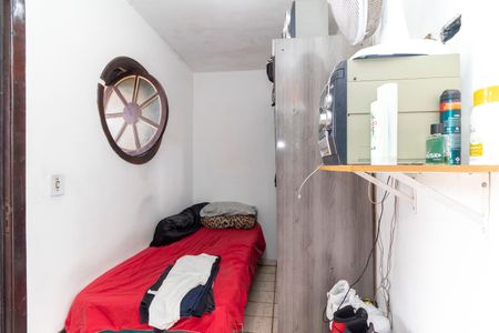 Casa à venda com 145m², 4 quartos e 2 vagas Casa à venda com 145m², 4 quartos e 2 vagasQuarto de Serviço