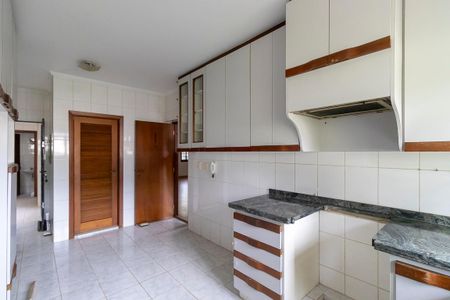 Casa à venda com 336m², 5 quartos e 4 vagasCozinha