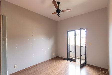 Casa à venda com 336m², 5 quartos e 4 vagasQuarto da suíte 4