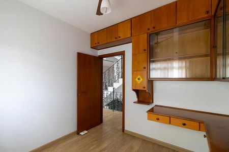 Casa à venda com 336m², 5 quartos e 4 vagasEscritório