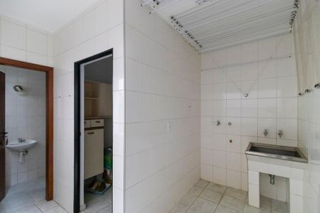 Casa à venda com 336m², 5 quartos e 4 vagasÁrea de serviço