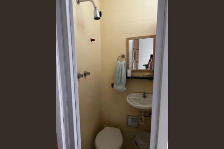 Apartamento à venda com 139m², 4 quartos e 1 vaga Apartamento à venda com 139m², 4 quartos e 1 vagaBanheiro