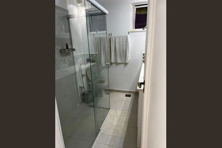 Apartamento à venda com 139m², 4 quartos e 1 vaga Apartamento à venda com 139m², 4 quartos e 1 vagaBanheiro