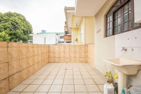 Casa à venda com 250m², 3 quartos e 3 vagasÁrea de Serviço