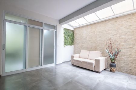 Casa à venda com 250m², 3 quartos e 3 vagasEspaço Multiuso