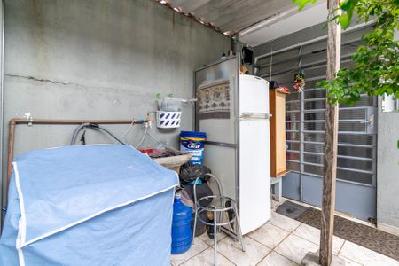 Casa à venda com 218m², 3 quartos e 2 vagas Casa à venda com 218m², 3 quartos e 2 vagasÁrea de Serviço