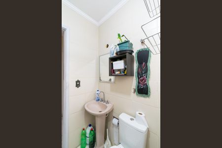 Casa à venda com 218m², 3 quartos e 2 vagas Casa à venda com 218m², 3 quartos e 2 vagasBanheiro Social