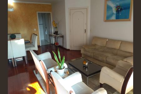 Apartamento à venda com 120m², 4 quartos e 2 vagasSala