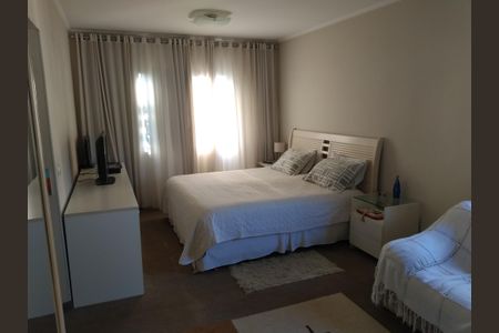 Apartamento à venda com 120m², 4 quartos e 2 vagasQuarto 1