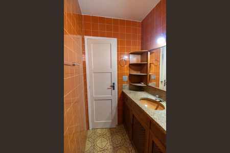 Casa à venda com 539m², 5 quartos e 3 vagasBanheiro Social 2