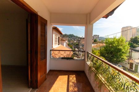 Casa à venda com 539m², 5 quartos e 3 vagasVaranda da Suíte 1