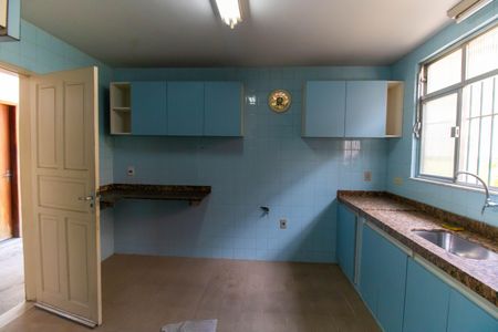 Casa à venda com 539m², 5 quartos e 3 vagasCozinha