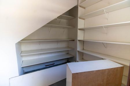 Casa à venda com 539m², 5 quartos e 3 vagasQuarto de Serviço