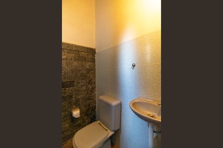 Casa à venda com 539m², 5 quartos e 3 vagasBanheiro de serviço