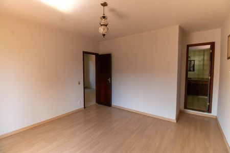 Casa à venda com 539m², 5 quartos e 3 vagasSuíte 1