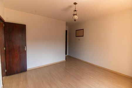 Casa à venda com 539m², 5 quartos e 3 vagasSuíte 1