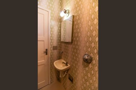 Casa à venda com 539m², 5 quartos e 3 vagasBanheiro Social 1