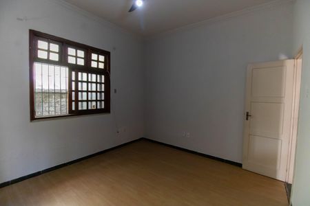 Casa à venda com 539m², 5 quartos e 3 vagasSuíte 2