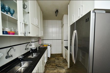Apartamento à venda com 280m², 5 quartos e 1 vaga Apartamento à venda com 280m², 5 quartos e 1 vagaCozinha