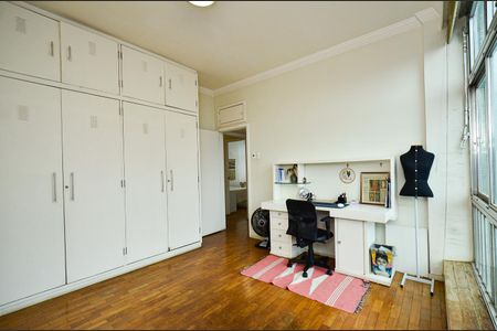 Apartamento à venda com 280m², 5 quartos e 1 vaga Apartamento à venda com 280m², 5 quartos e 1 vagaQuarto 4