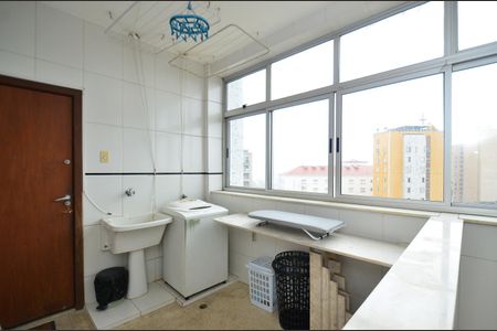 Apartamento à venda com 280m², 5 quartos e 1 vaga Apartamento à venda com 280m², 5 quartos e 1 vagaÁrea de Serviço