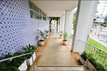 Apartamento à venda com 280m², 5 quartos e 1 vaga Apartamento à venda com 280m², 5 quartos e 1 vagaHall de entrada