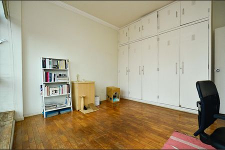 Apartamento à venda com 280m², 5 quartos e 1 vaga Apartamento à venda com 280m², 5 quartos e 1 vagaQuarto 4