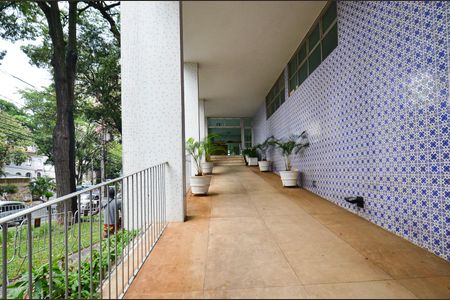Apartamento à venda com 280m², 5 quartos e 1 vaga Apartamento à venda com 280m², 5 quartos e 1 vagaHall de entrada