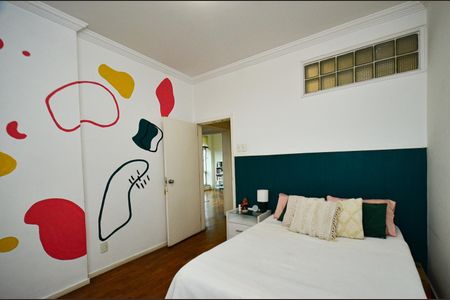 Apartamento à venda com 280m², 5 quartos e 1 vaga Apartamento à venda com 280m², 5 quartos e 1 vagaQuarto 2