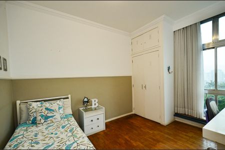 Apartamento à venda com 280m², 5 quartos e 1 vaga Apartamento à venda com 280m², 5 quartos e 1 vagaQuarto 3
