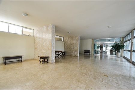 Apartamento à venda com 280m², 5 quartos e 1 vaga Apartamento à venda com 280m², 5 quartos e 1 vagaSalão de Festas