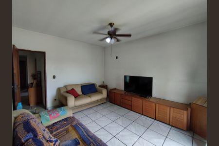 Casa à venda com 340m², 4 quartos e 6 vagasSala de cima