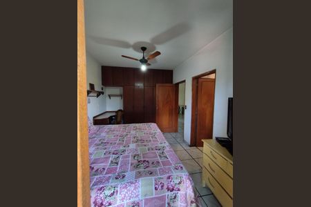 Casa à venda com 340m², 4 quartos e 6 vagasSuíte 3