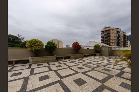 Apartamento à venda com 183m², 4 quartos e 3 vagasÁrea comum - Playground
