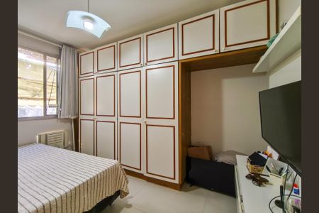 Apartamento à venda com 183m², 4 quartos e 3 vagasQuarto 1