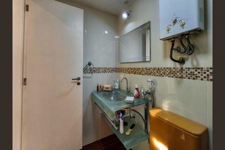 Apartamento à venda com 183m², 4 quartos e 3 vagasBanheiro Corredor