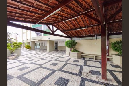 Apartamento à venda com 183m², 4 quartos e 3 vagasÁrea comum - Churrasqueira