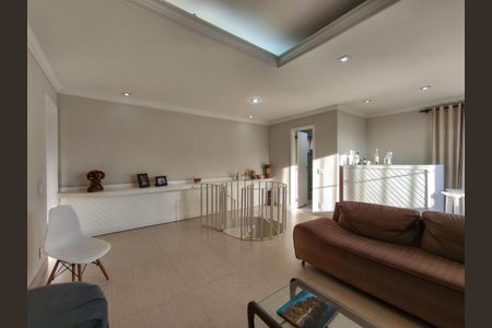 Apartamento à venda com 183m², 4 quartos e 3 vagasHall social