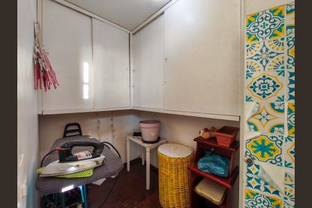 Apartamento à venda com 183m², 4 quartos e 3 vagasQuarto de Serviço