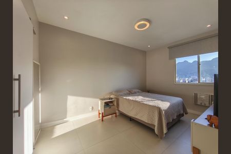 Apartamento à venda com 183m², 4 quartos e 3 vagasSuíte