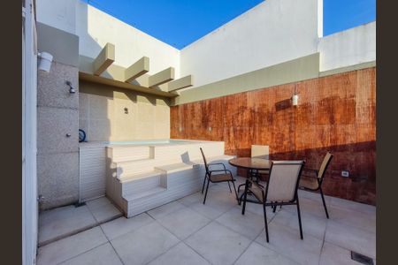 Apartamento à venda com 183m², 4 quartos e 3 vagasPiscina