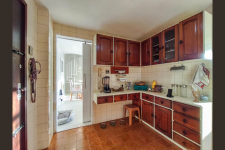 Apartamento à venda com 183m², 4 quartos e 3 vagasCozinha