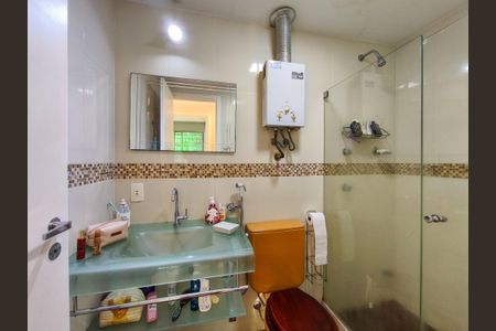 Apartamento à venda com 183m², 4 quartos e 3 vagasBanheiro Corredor