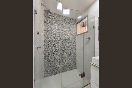 Apartamento à venda com 183m², 4 quartos e 3 vagasBanheiro