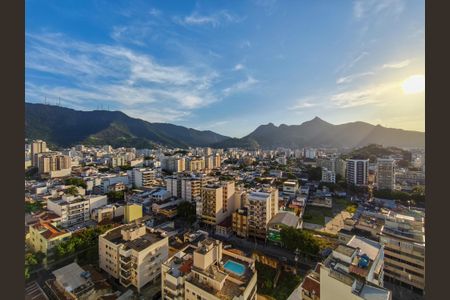 Apartamento à venda com 183m², 4 quartos e 3 vagasVista da Suíte