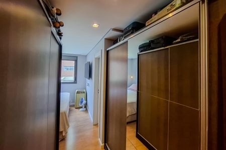 Apartamento à venda com 109m², 3 quartos e 2 vagas Apartamento à venda com 109m², 3 quartos e 2 vagasQuarto 1 - suite