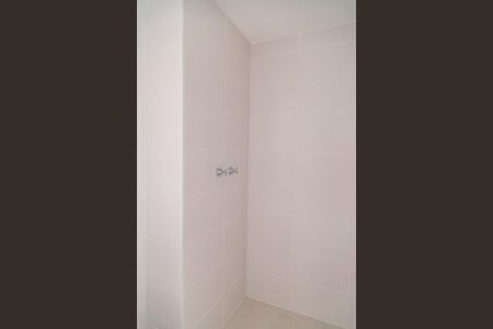Apartamento à venda com 65m², 2 quartos e 1 vagaBanheiro da Suíte
