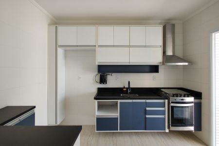 Apartamento para alugar com 74m², 2 quartos e 1 vagaCozinha
