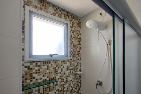 Apartamento para alugar com 74m², 2 quartos e 1 vagaBanheiro