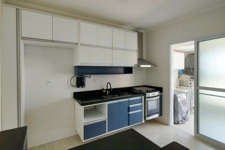Apartamento para alugar com 74m², 2 quartos e 1 vaga Apartamento para alugar com 74m², 2 quartos e 1 vagaCozinha